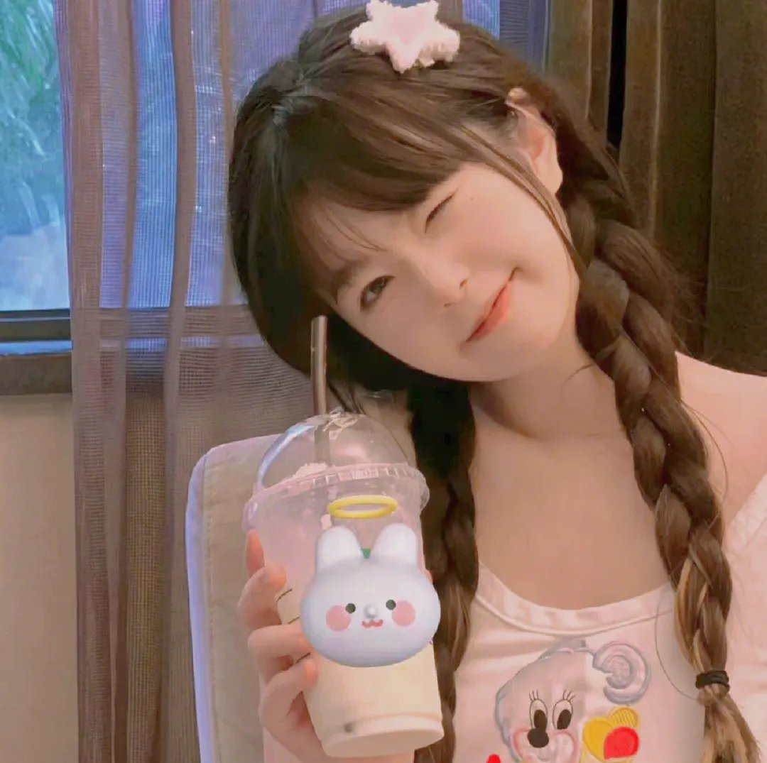 我闪孕了千亿总裁的崽